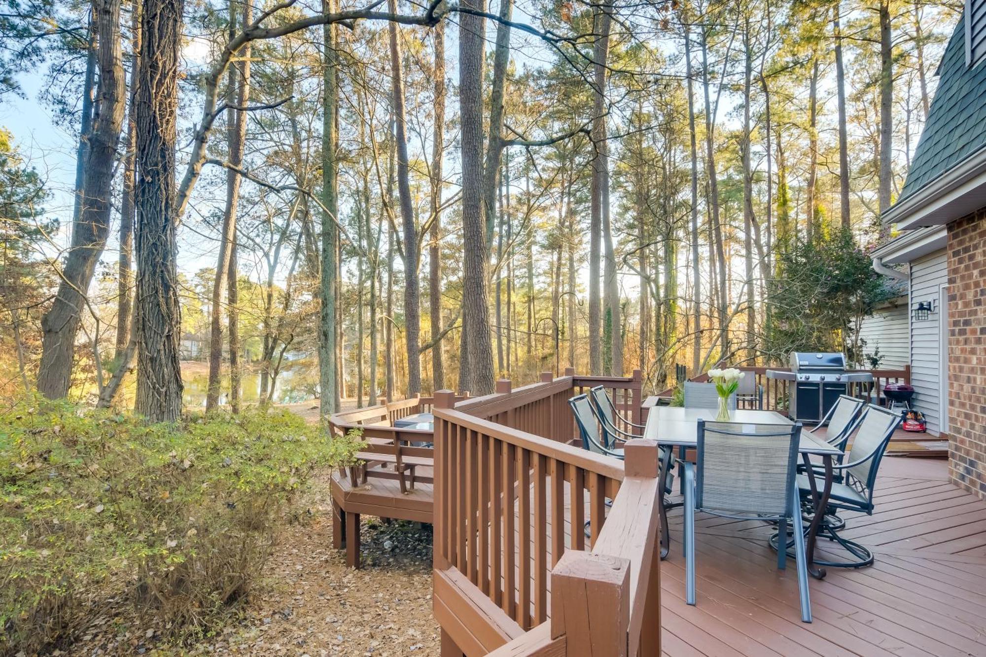 Villa Peaceful Durham Retreat On Pond With Huge Deck! Extérieur photo